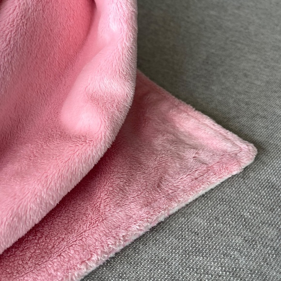Pink Fleece Double-Sided Throw-Blanket - Picture 8 of 9